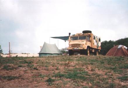 Ein Bild, das Gras, drauen, Himmel, Feld enthlt.

Automatisch generierte Beschreibung